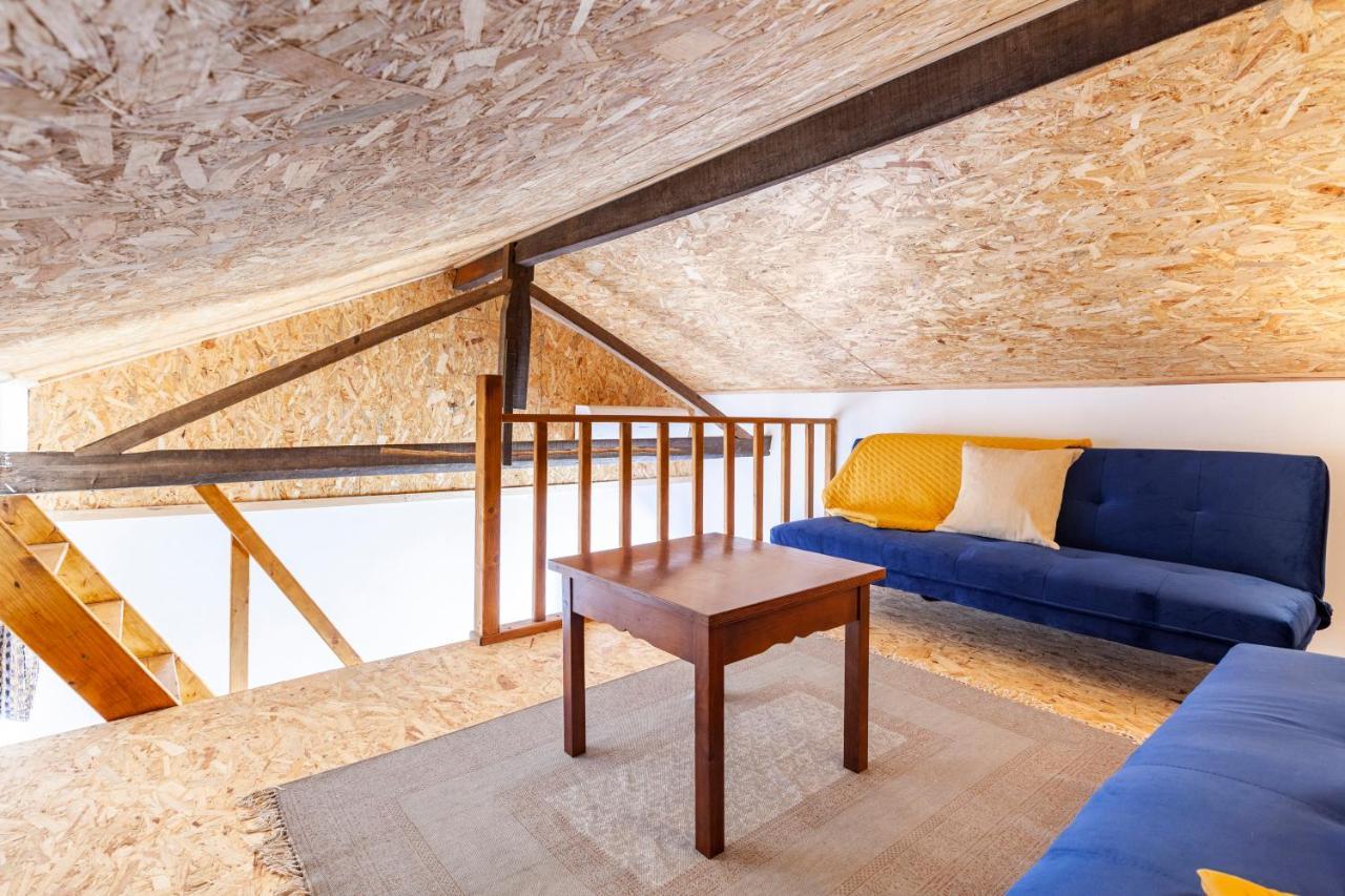 Bloomoon House Hotel Bunheiro ภายนอก รูปภาพ
